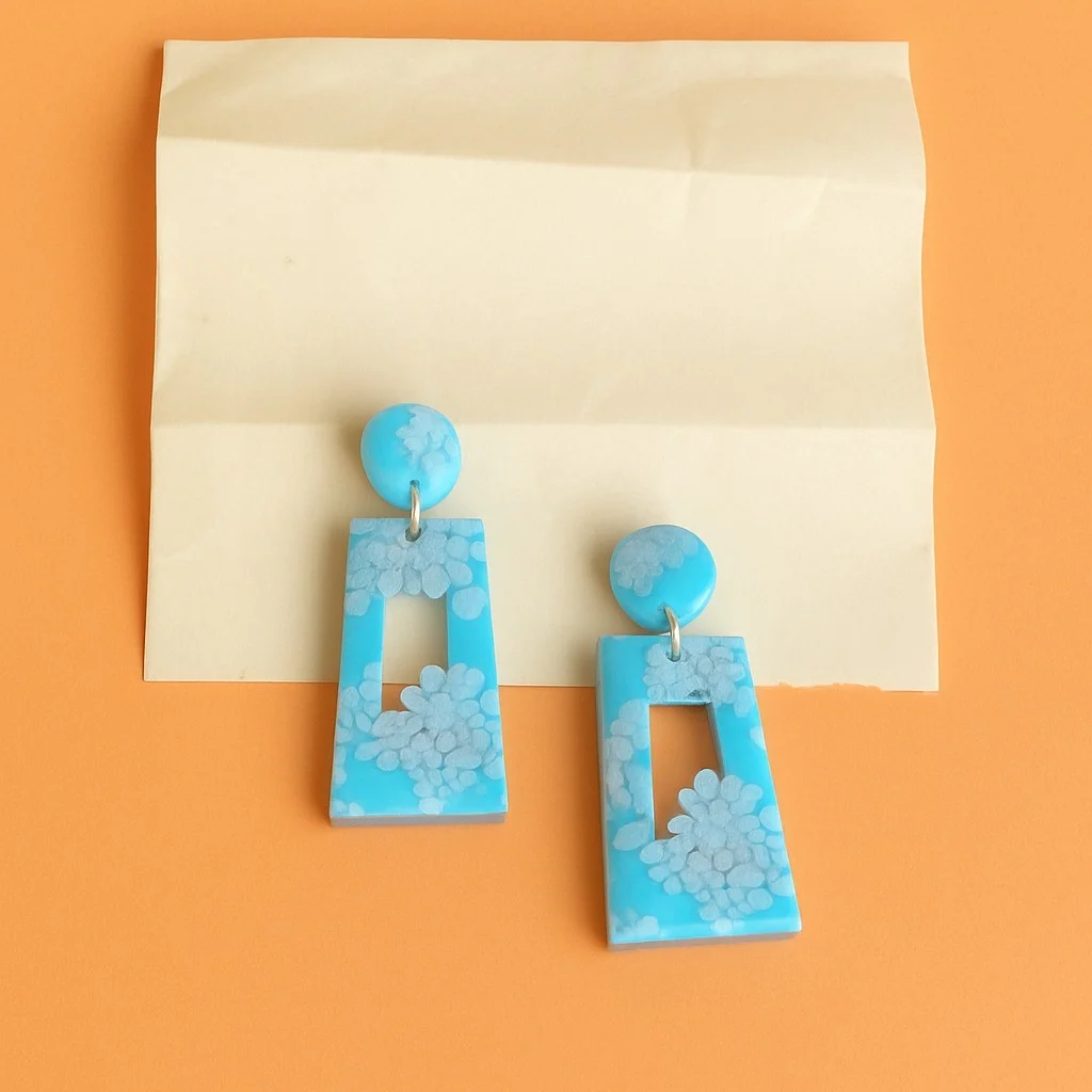 Bling On® Resin Beach Blue Dangler Earrings – Handmade Elegance Inspired by the Sea