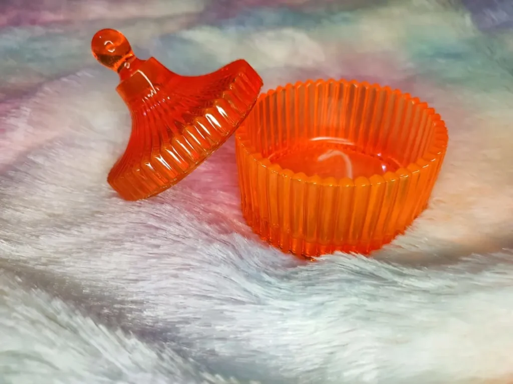 Trinket Mini with Lid – Gold Glitter Resin Jar Box for Gifting & Décor 💝