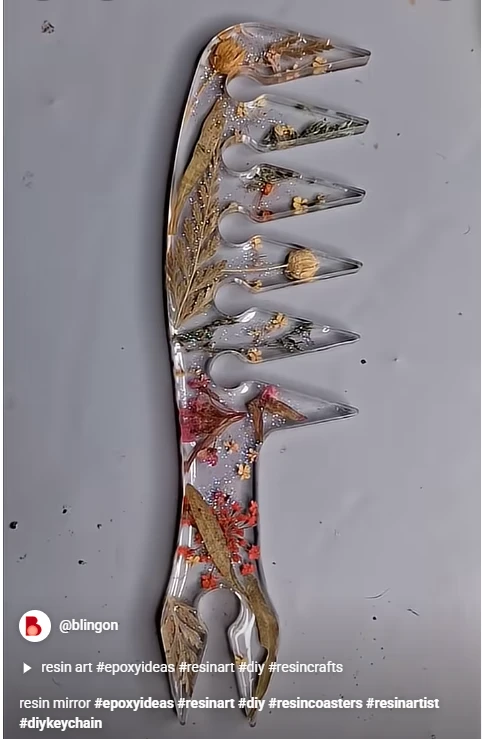 Handmade Floral Resin Comb with Botanical Design (2)